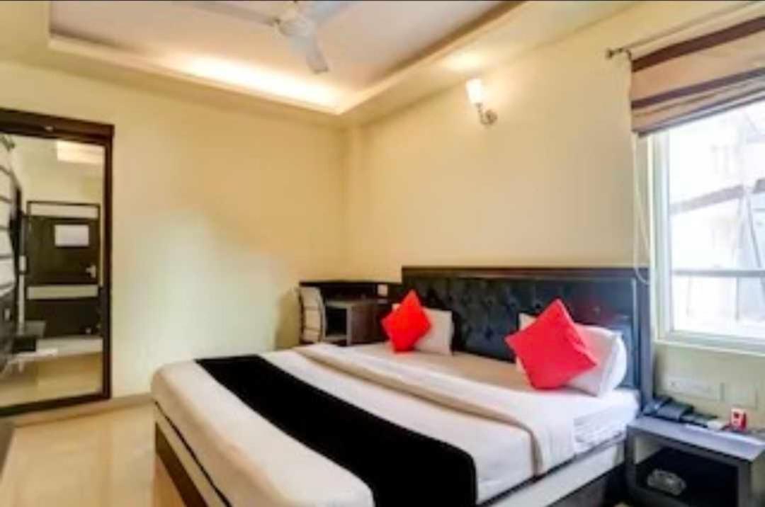 Collection O Hotel Kashi Inn Varanasi Exterior foto