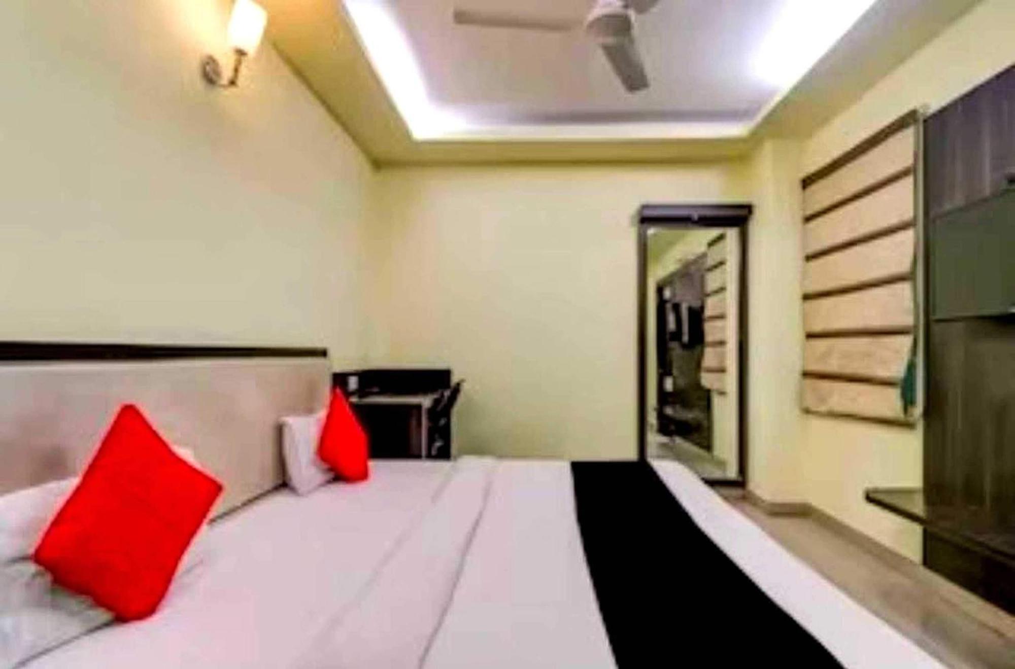 Collection O Hotel Kashi Inn Varanasi Exterior foto